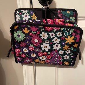 Vera Bradley Hanging makeup bag